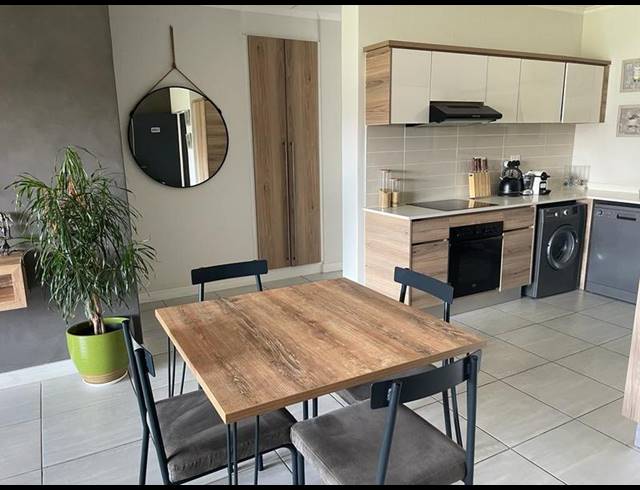 2 BEDROOM APARTMENT FOR SALE IN WATERFALL